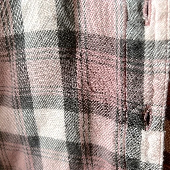Justice, juniors 14/16, pink and gray, button down flannel. - Picture 2 of 2